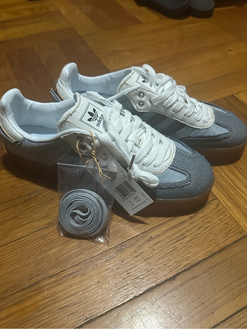 Hott!!!!Adidas Denim-Low-Top Sneakers - Picture 2 of 13